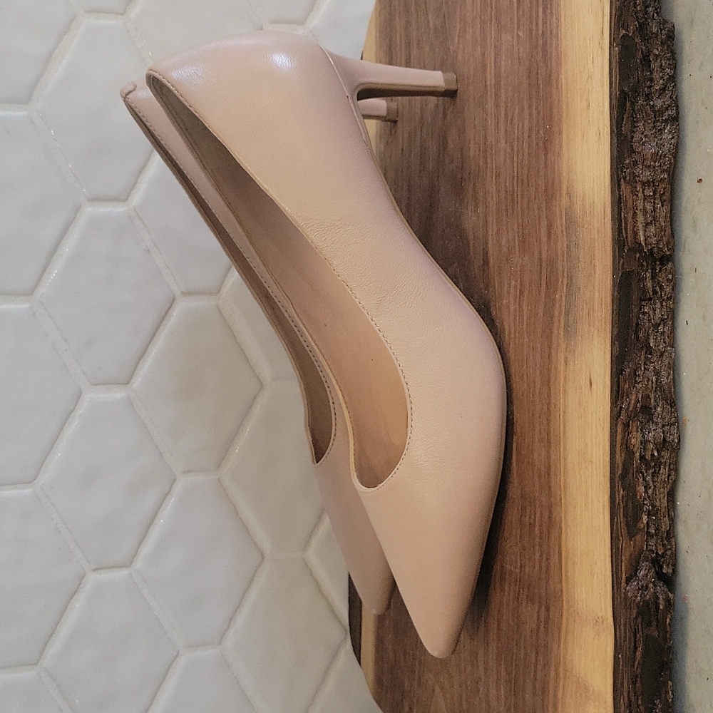 Nine West heels, only worn once, leather, nude/pink, 7M, some marks from storage